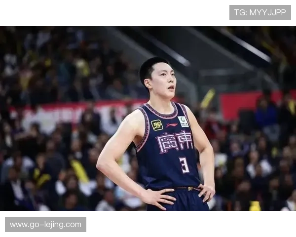 徐杰伤缺广东后场，胡明轩承担更多组织重任